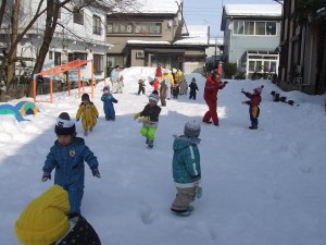 遊ぶ子供達 遊ぶ子供達