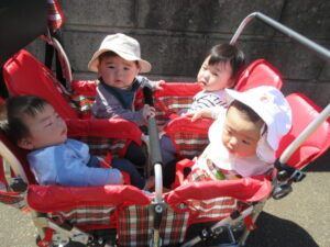 ♪お花や車を見れるかな♪