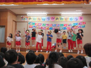 ☆楽しそうに踊っています☆