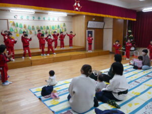 思わず、踊りだしていました?